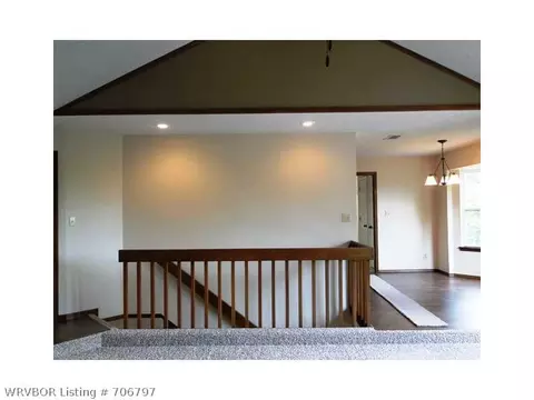 2011 E Hickory Dr, Greenwood, AR 72936 photo 6