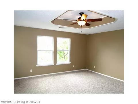 2011 E Hickory Dr, Greenwood, AR 72936 photo 12