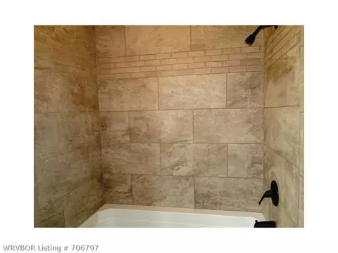 2011 E Hickory Dr, Greenwood, AR 72936 photo 14