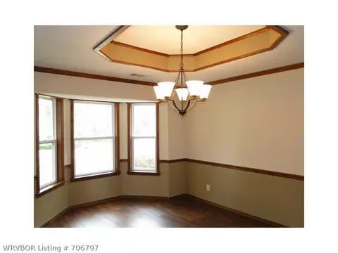 2011 E Hickory Dr, Greenwood, AR 72936 photo 7