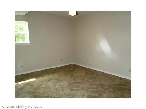 2011 E Hickory Dr, Greenwood, AR 72936 photo 21