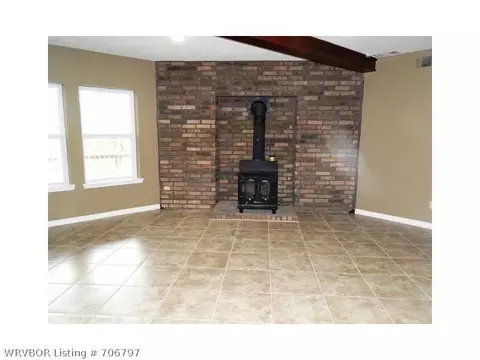 2011 E Hickory Dr, Greenwood, AR 72936 photo 18