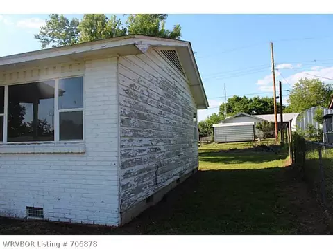 1805 Vicksburg St, Fort Smith, AR 72901 photo 3