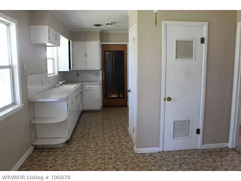 1805 Vicksburg St, Fort Smith, AR 72901 photo 7