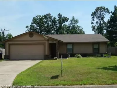 1308 Princeton Dr, Fort Smith, AR 72908 photo 1