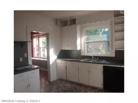 601 N 20th St, Fort Smith, AR 72901 photo 7