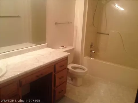 600 N 2nd St, Lavaca, AR 72941 photo 7