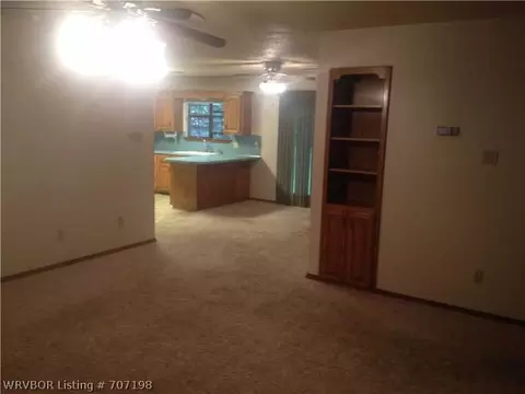 600 N 2nd St, Lavaca, AR 72941 photo 2