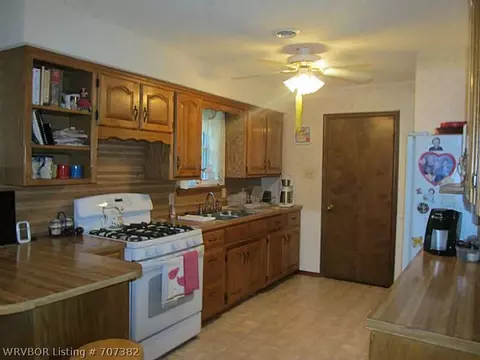 3507 E Chism St, Paris, AR 72855 photo 7