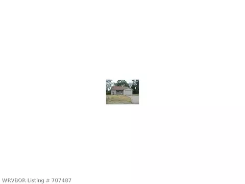 808 P Cir, Barling, AR 72923 photo 1