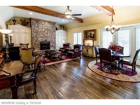 11507 Southcrest Dr, Fort Smith, AR 72916 photo 3