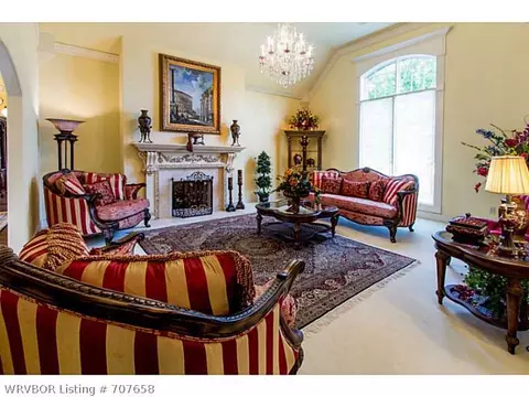 11507 Southcrest Dr, Fort Smith, AR 72916 photo 2