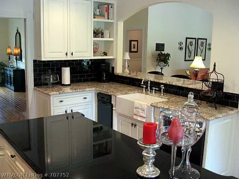 303 Brownwood, Fort Smith, AR 72916 photo 5