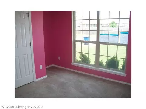 8408 Avignon Dr, Fort Smith, AR 72908 photo 5