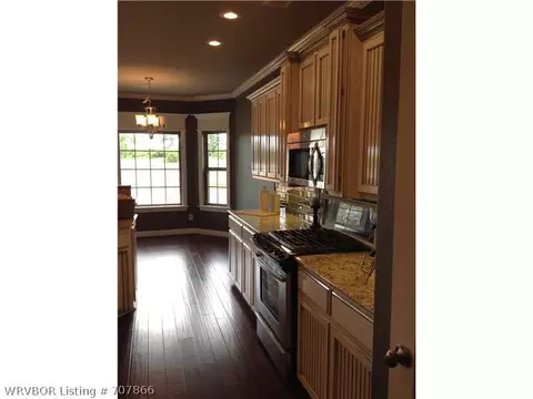 8518 Gatehouse Way, Fort Smith, AR 72916 photo 6