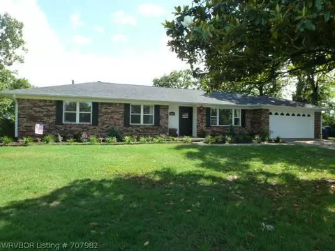 2620 Riviera Cir, Fort Smith, AR 72903 photo 1