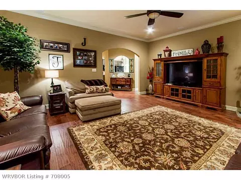 5607 Graystone Dr, Fort Smith, AR 72916 photo 3