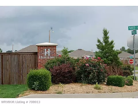 2406 Ridgeway Ln, Barling, AR 72923 photo 2