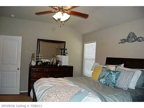 2406 Ridgeway Ln, Barling, AR 72923 photo 8