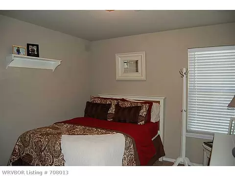2406 Ridgeway Ln, Barling, AR 72923 photo 10