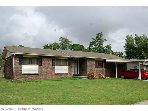 8106 Hermitage Dr, Fort Smith, AR 72908 photo 2