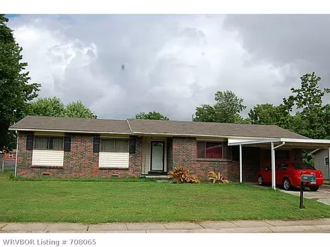 8106 Hermitage Dr, Fort Smith, AR 72908 photo 1