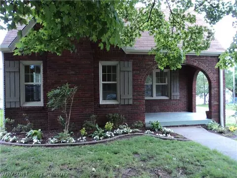 2323 S L St, Fort Smith, AR 72901 photo 2