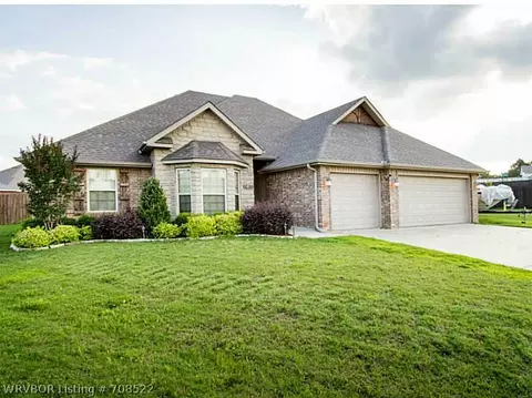 1203 Bur Pl, Alma, AR 72921 photo 1