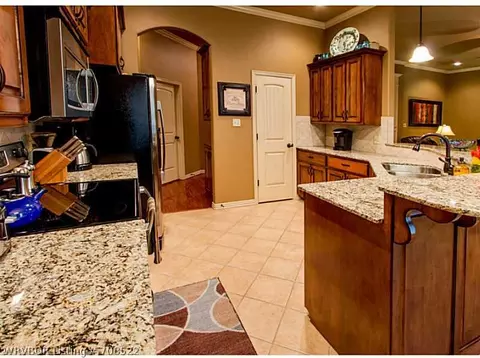 1203 Bur Pl, Alma, AR 72921 photo 4