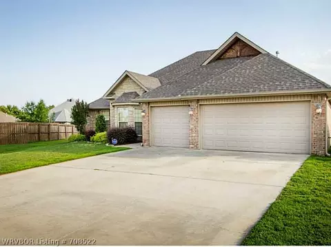 1203 Bur Pl, Alma, AR 72921 photo 2