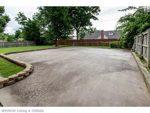 2315 S 66th St, Fort Smith, AR 72903 photo 17