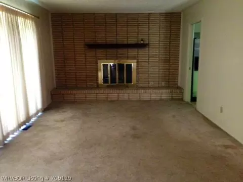 5912 Ellsworth Rd, Fort Smith, AR 72903 photo 2