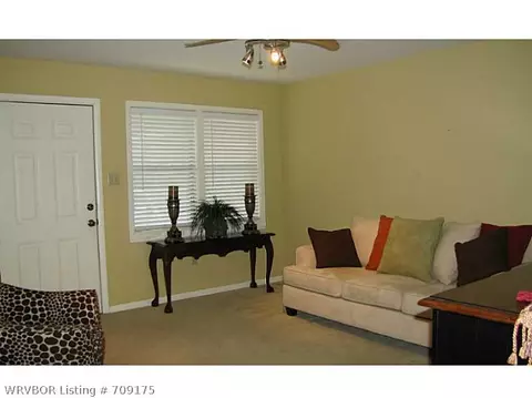 1816 Vicksburg St, Fort Smith, AR 72901 photo 2