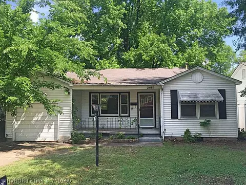 2619 S M St, Fort Smith, AR 72901 photo 1