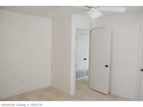 17 Interstate Cir, Sallisaw, OK 74955 photo 13
