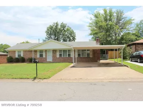 17 Interstate Cir, Sallisaw, OK 74955 photo 1