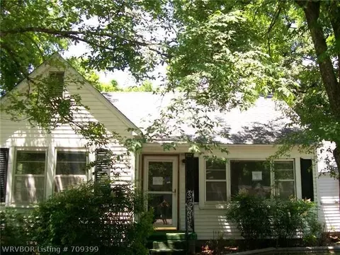 2201 Knoxville St, Fort Smith, AR 72901 photo 1