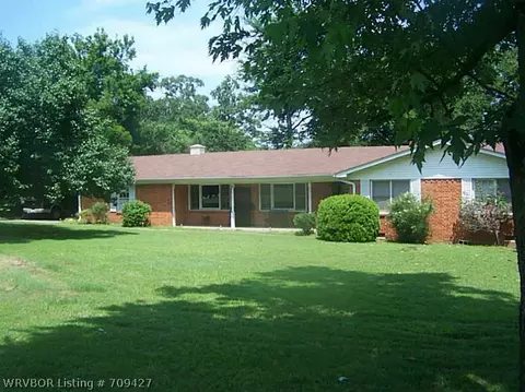 1609 Burnham Rd, Fort Smith, AR 72903 photo 2