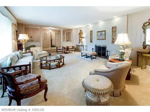 8 Free Ferry Cir, Fort Smith, AR 72903 photo 4