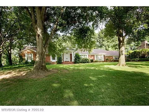 8 Free Ferry Cir, Fort Smith, AR 72903 photo 2