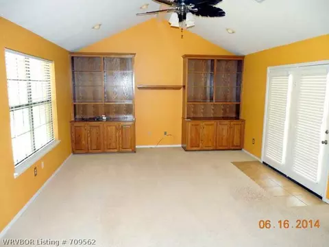 8613 Skypark Dr, Fort Smith, AR 72903 photo 5