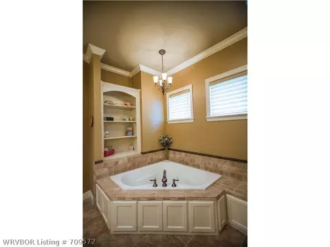 6912 Hunter Crossing Dr, Fort Smith, AR 72916 photo 12