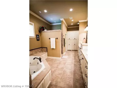 6912 Hunter Crossing Dr, Fort Smith, AR 72916 photo 11