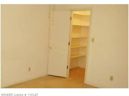 8701 Harvard Dr, Fort Smith, AR 72908 photo 3
