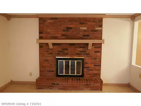 8605 S 31st Ter, Fort Smith, AR 72908 photo 9