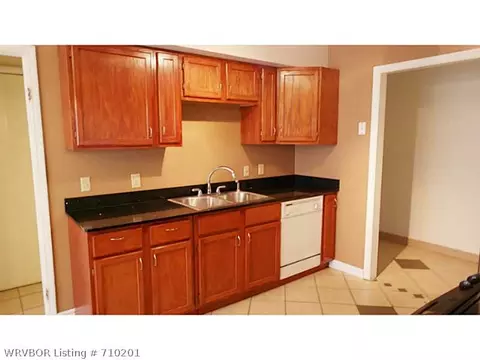 8605 S 31st Ter, Fort Smith, AR 72908 photo 5