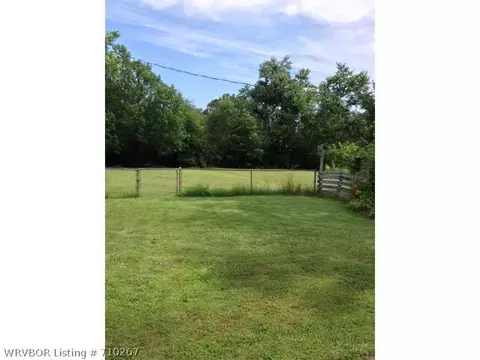 610 W 4th St, Waldron, AR 72958 photo 4