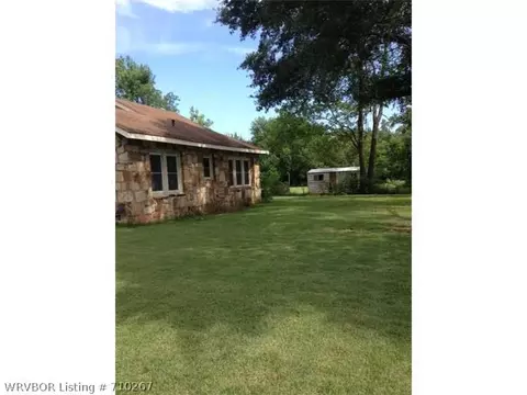610 W 4th St, Waldron, AR 72958 photo 3