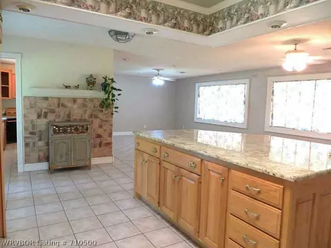 2025 Grove Dr, Alma, AR 72921 photo 4