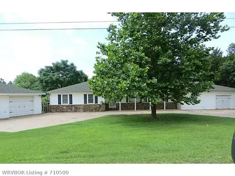 2025 Grove Dr, Alma, AR 72921 photo 1
